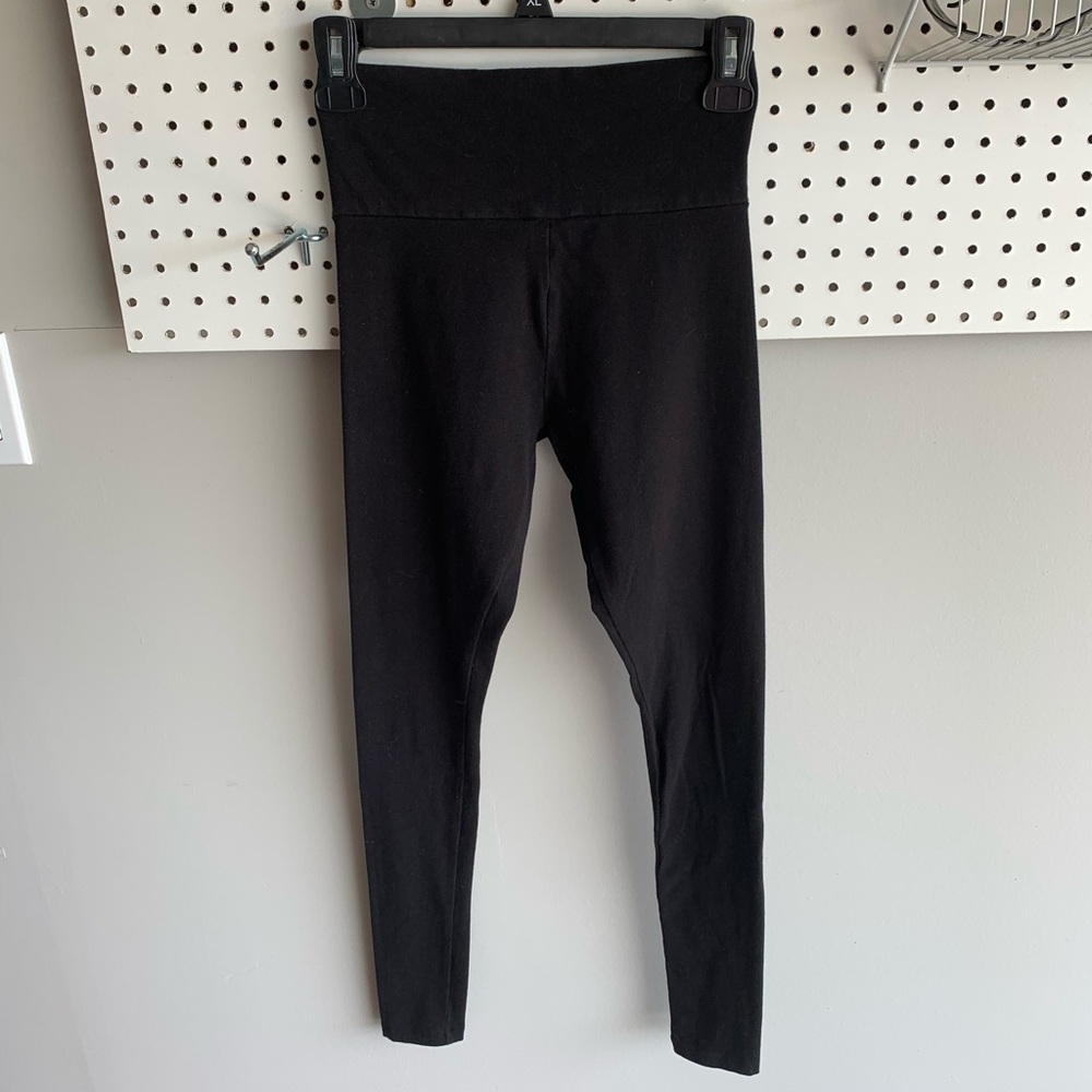 Forever 21 black squeeze legging